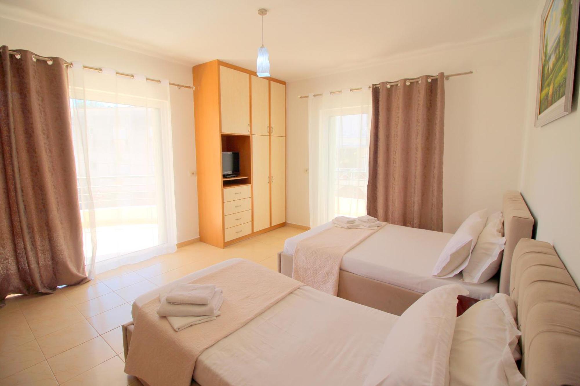 Afrimi Relax Apartments Саранда Экстерьер фото