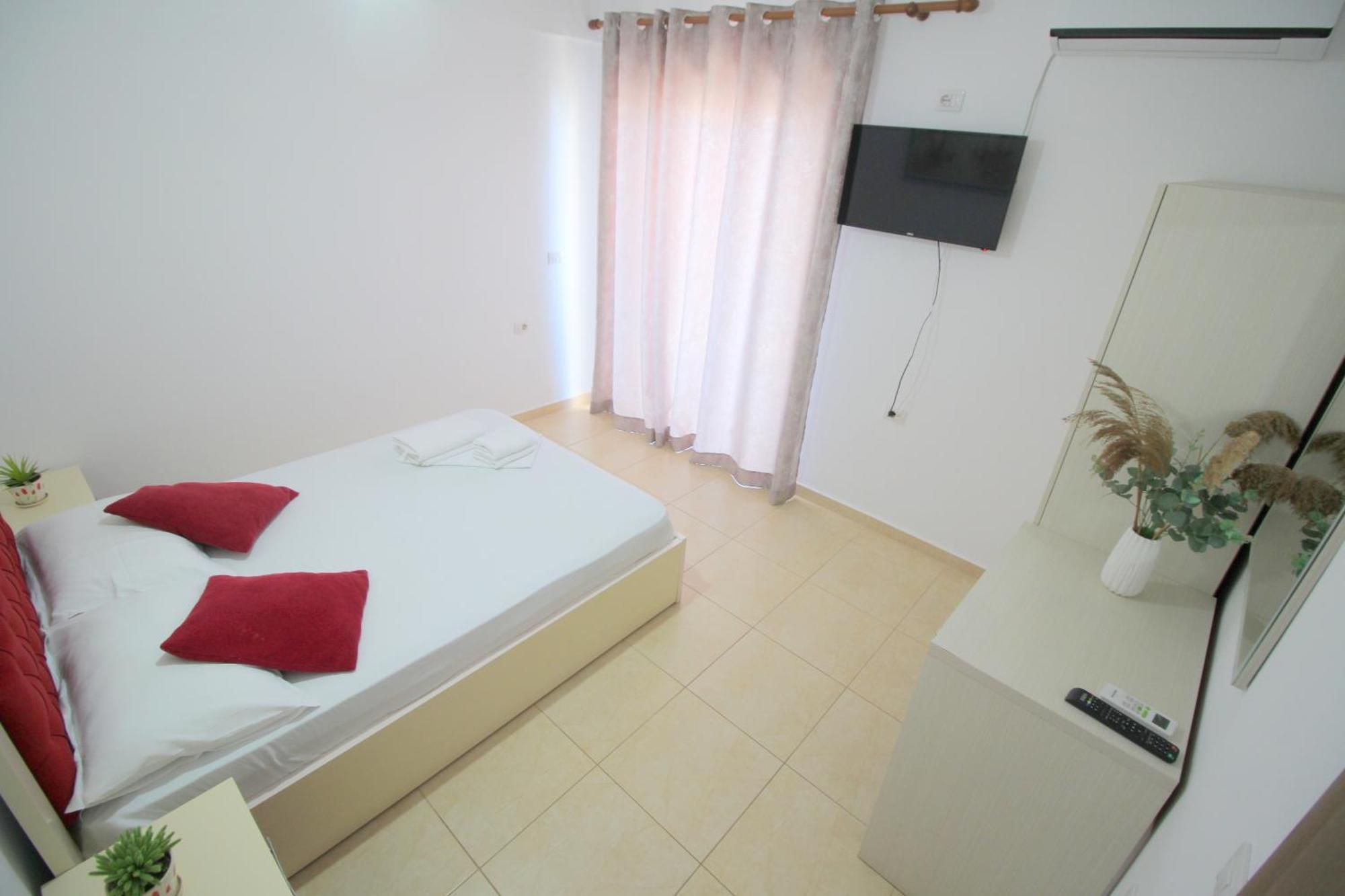 Afrimi Relax Apartments Саранда Экстерьер фото