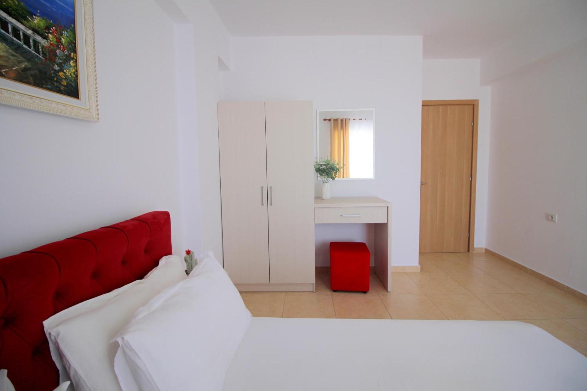 Afrimi Relax Apartments Саранда Экстерьер фото