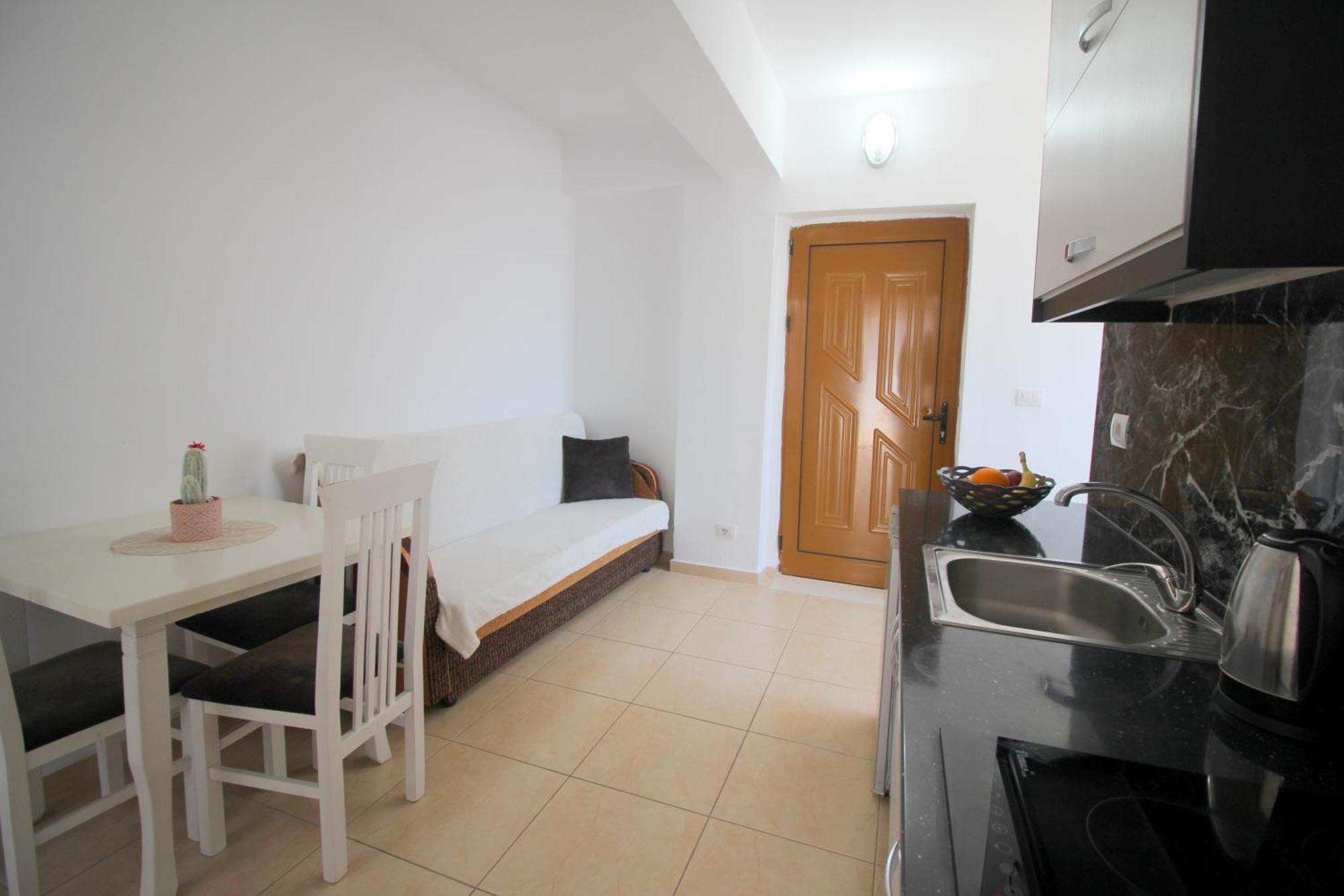 Afrimi Relax Apartments Саранда Экстерьер фото